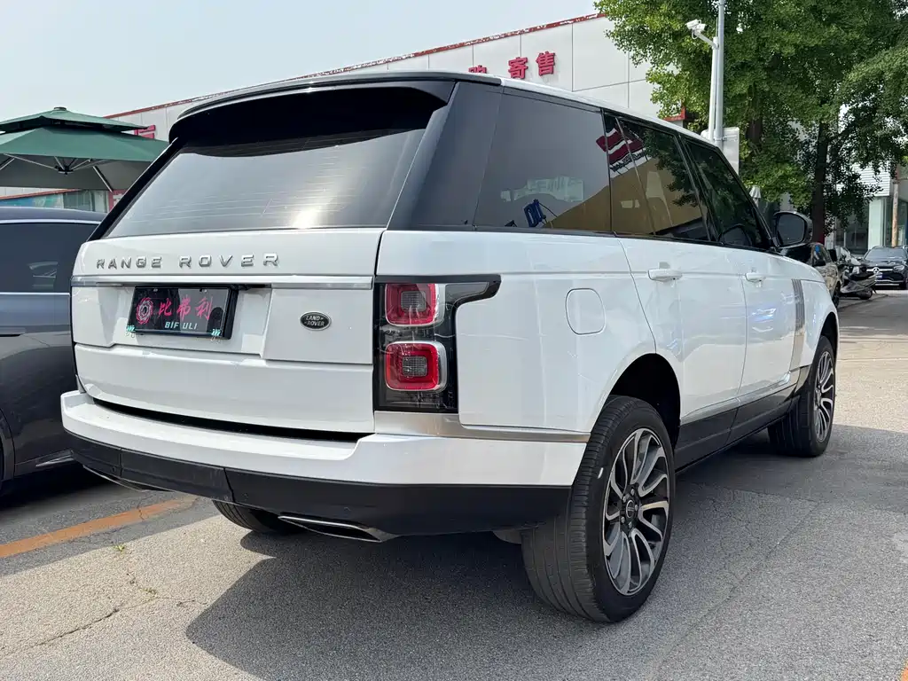 Land Rover Range Rover 2018 — фото 9