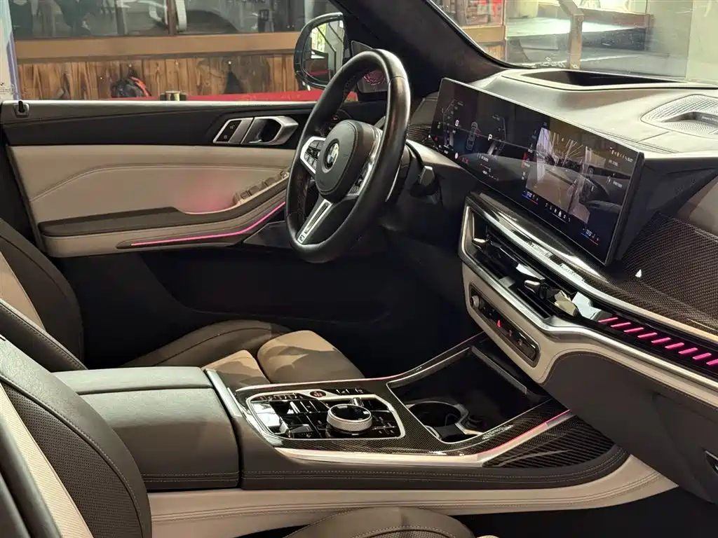 BMW X7 M60i 2023 — фото 22