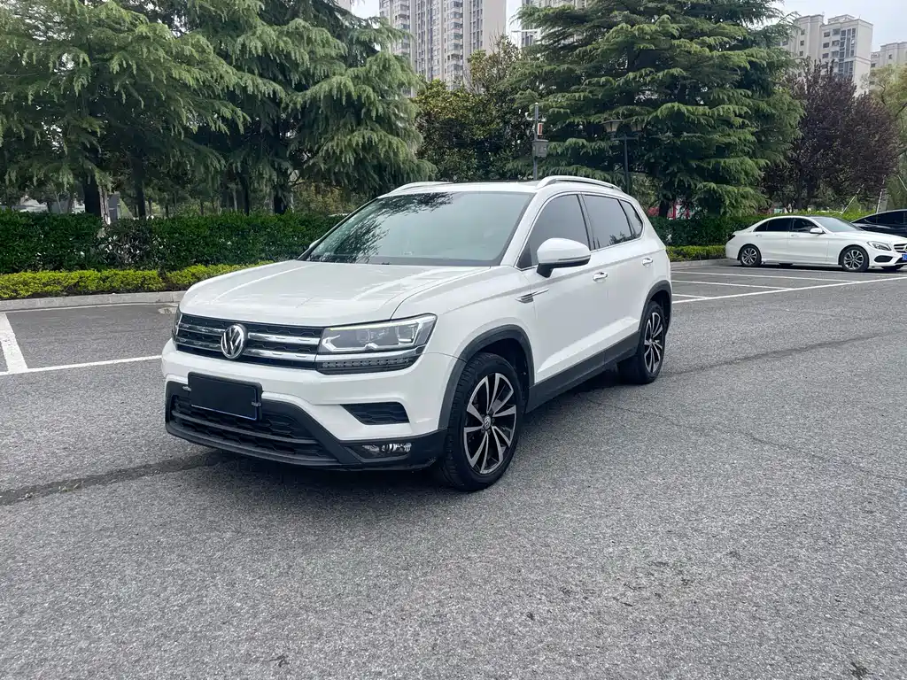 Volkswagen Tharu 2020 — фото 1