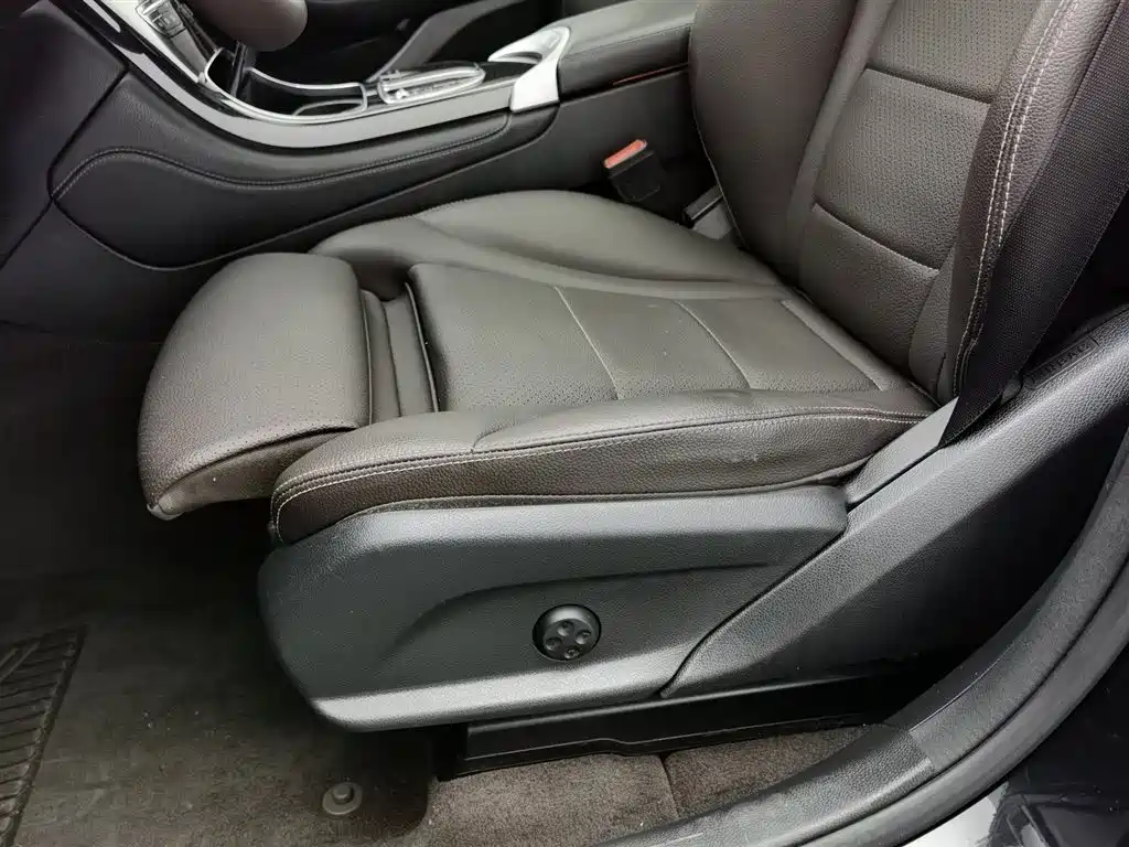 Mercedes-Benz GLC 2020 — фото 20