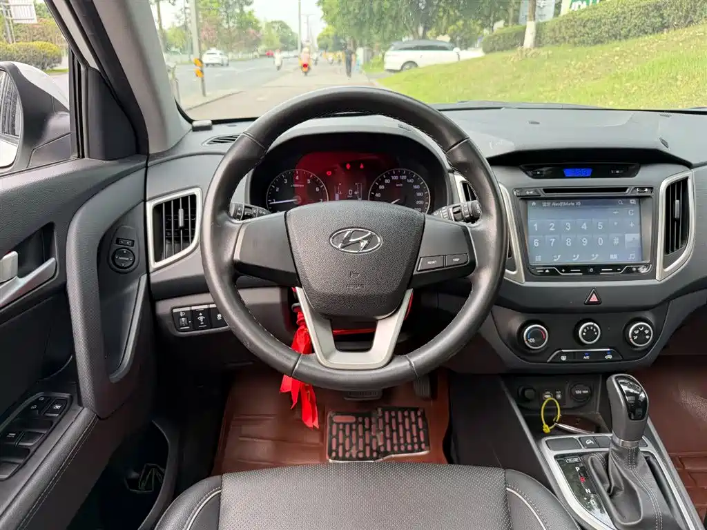 Hyundai ix25 2016 — фото 14
