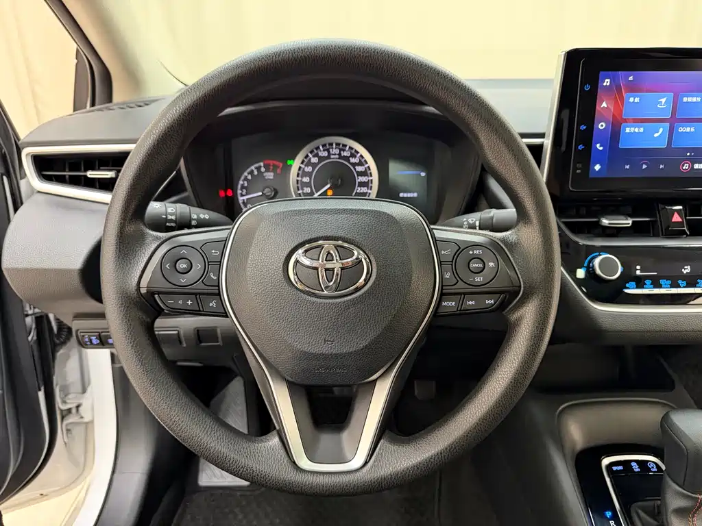 Toyota Corolla 2022 — фото 10