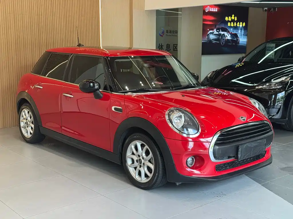 MINI MINI 2021