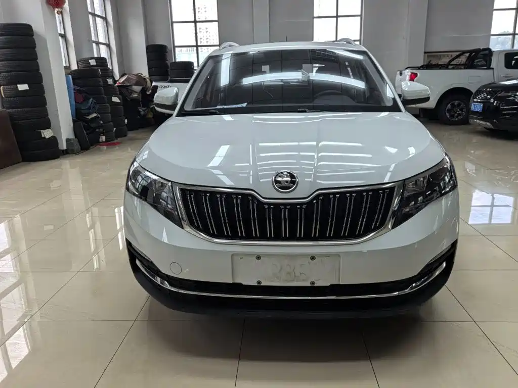 Skoda Kamiq 2023 — фото 2