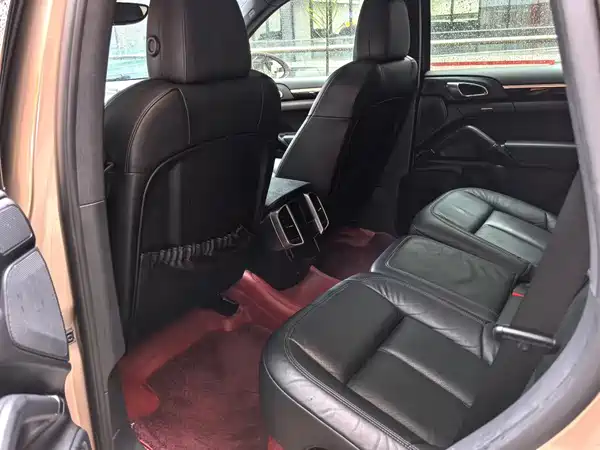 Porsche Cayenne 2016