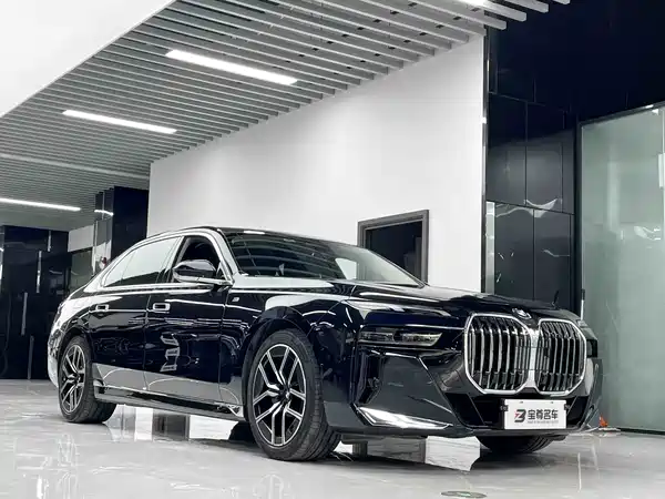 BMW 7 Series 2023