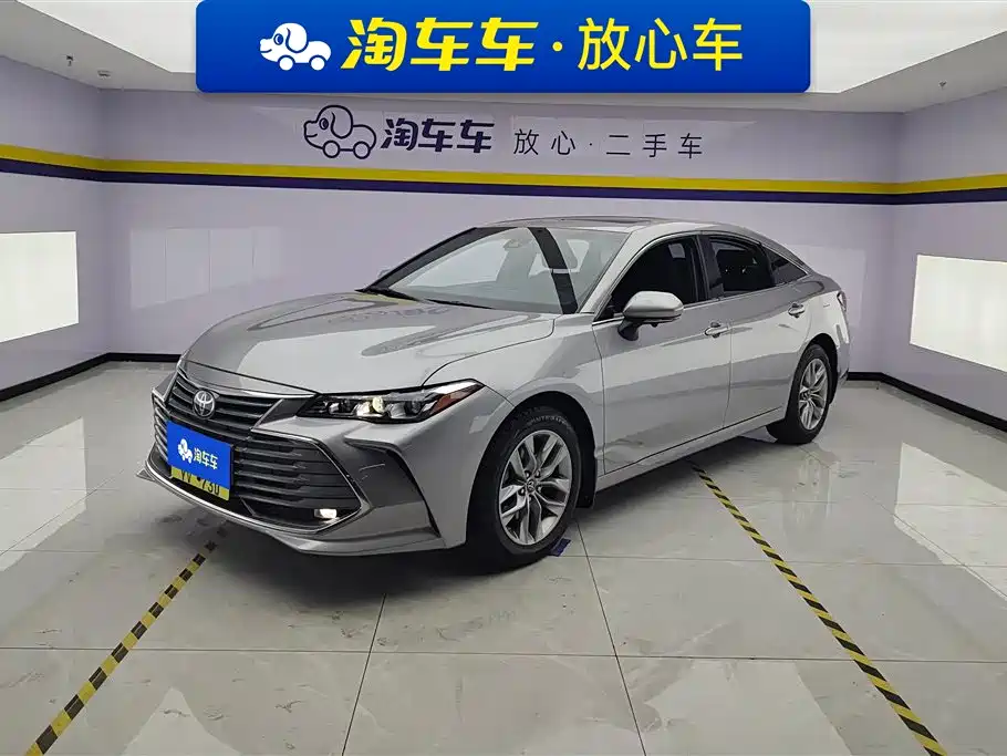 Toyota Avalon 2022 — фото 1