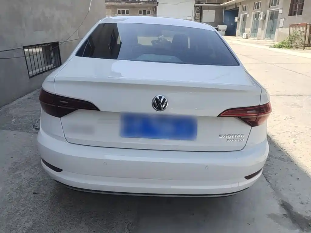 Volkswagen Sagitar 2020