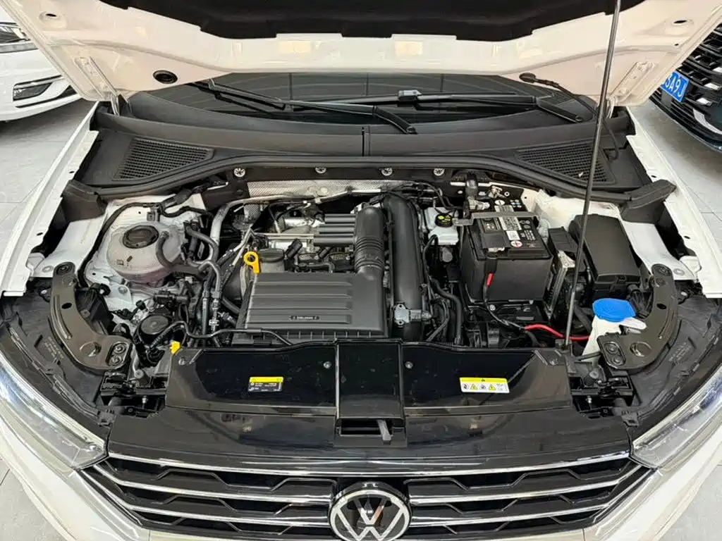 Volkswagen T-Roc 2022 — фото 18
