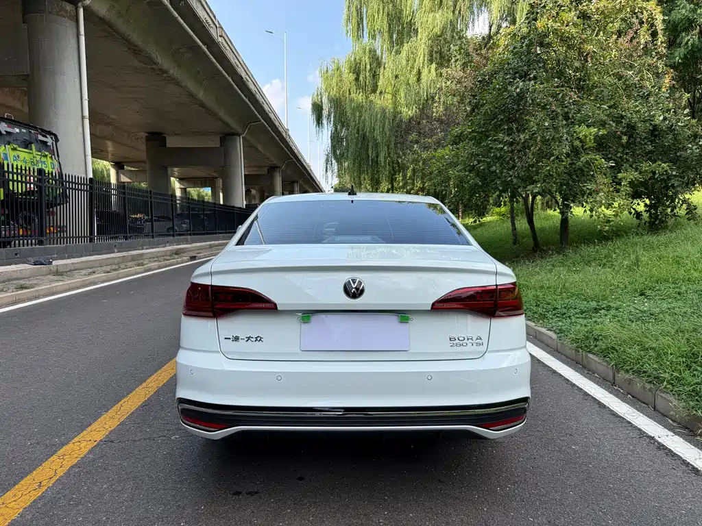 Volkswagen Bora 2024