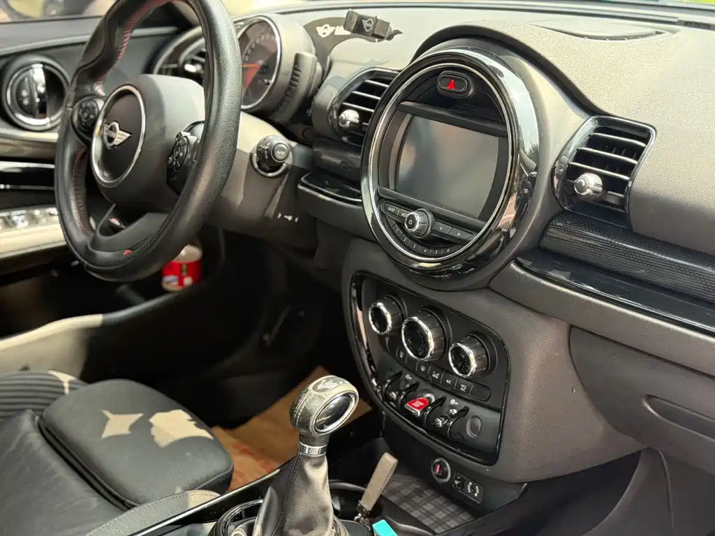 MINI Clubman 2016 — фото 12