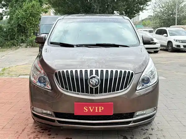 Buick GL8 2011