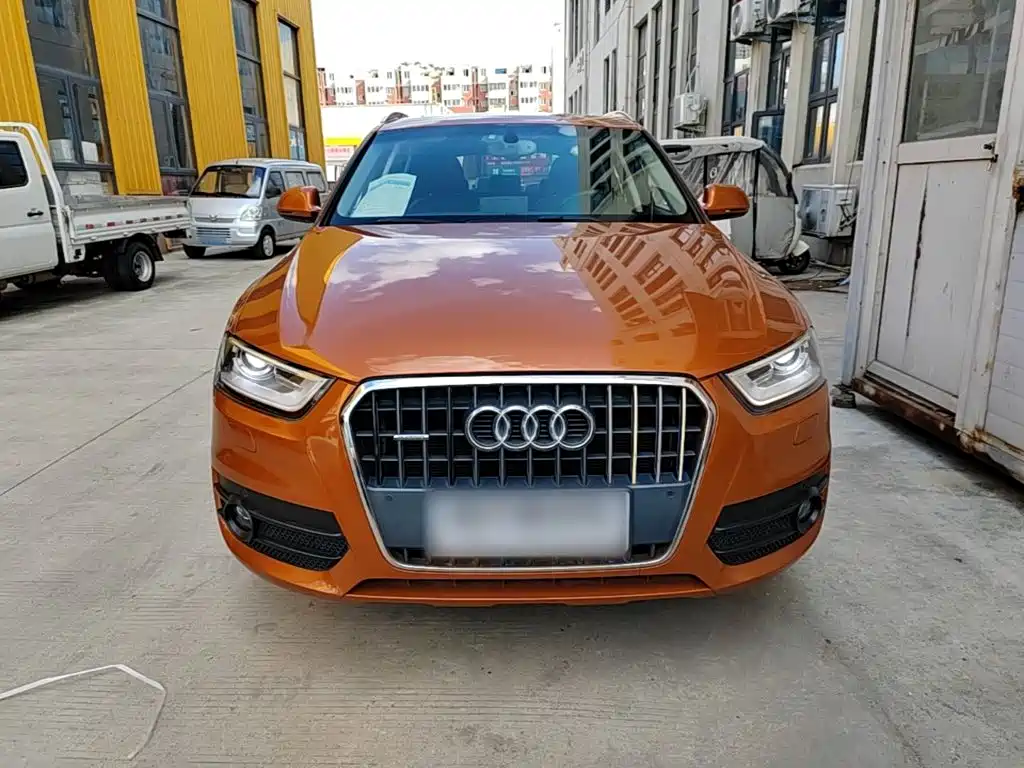 Audi Q3 2014