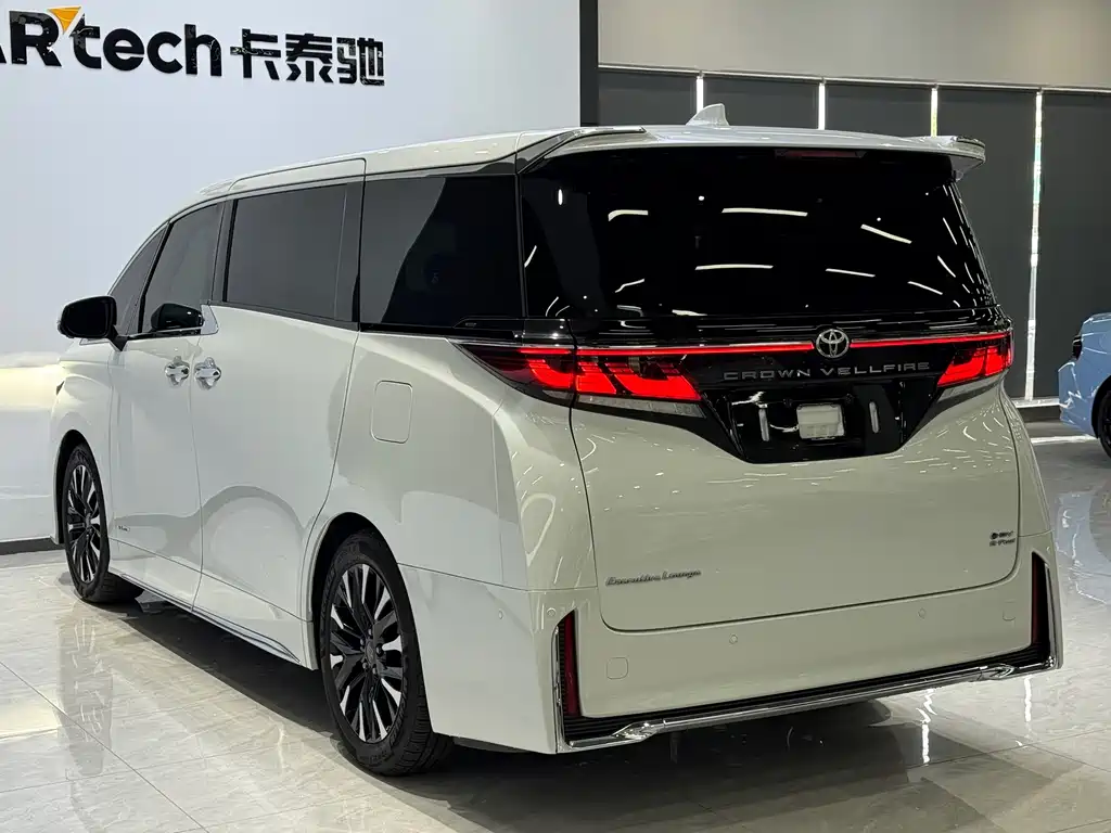 Toyota Vellfire 2023