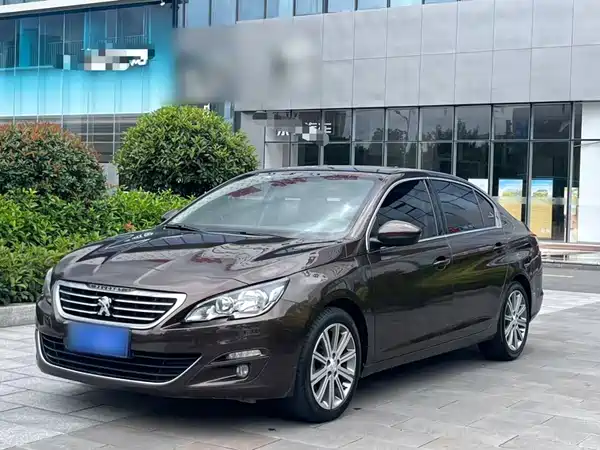 Peugeot 408 2016