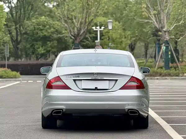 Mercedes-Benz CLS 2011