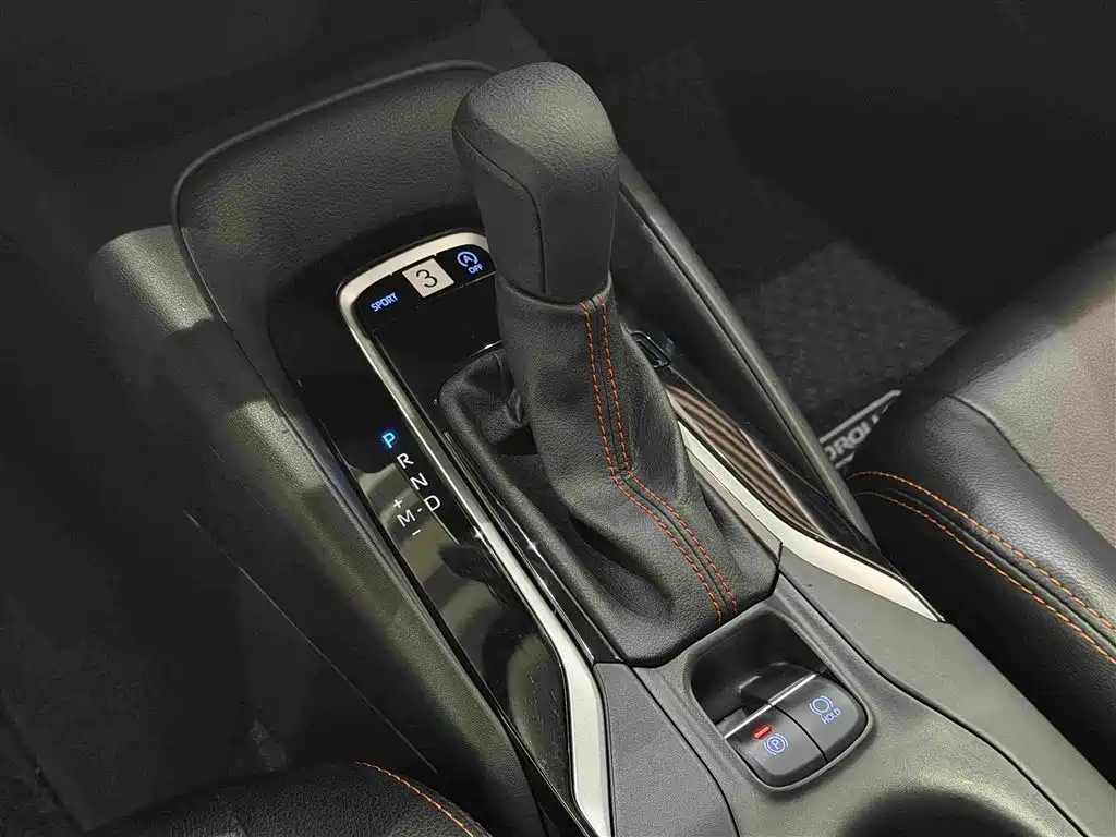 Toyota Corolla 2021 — фото 16