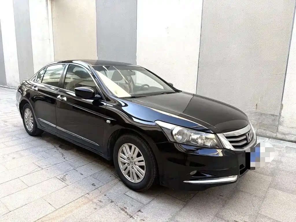Honda Accord 2013 — фото 2