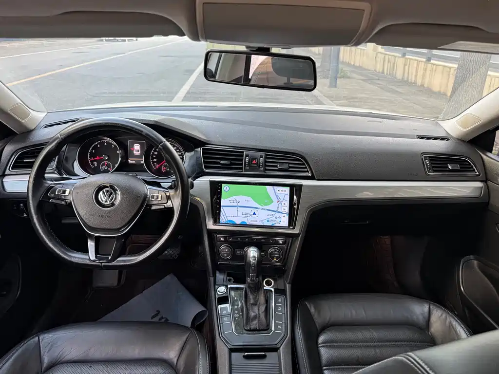 Volkswagen Lamando 2015