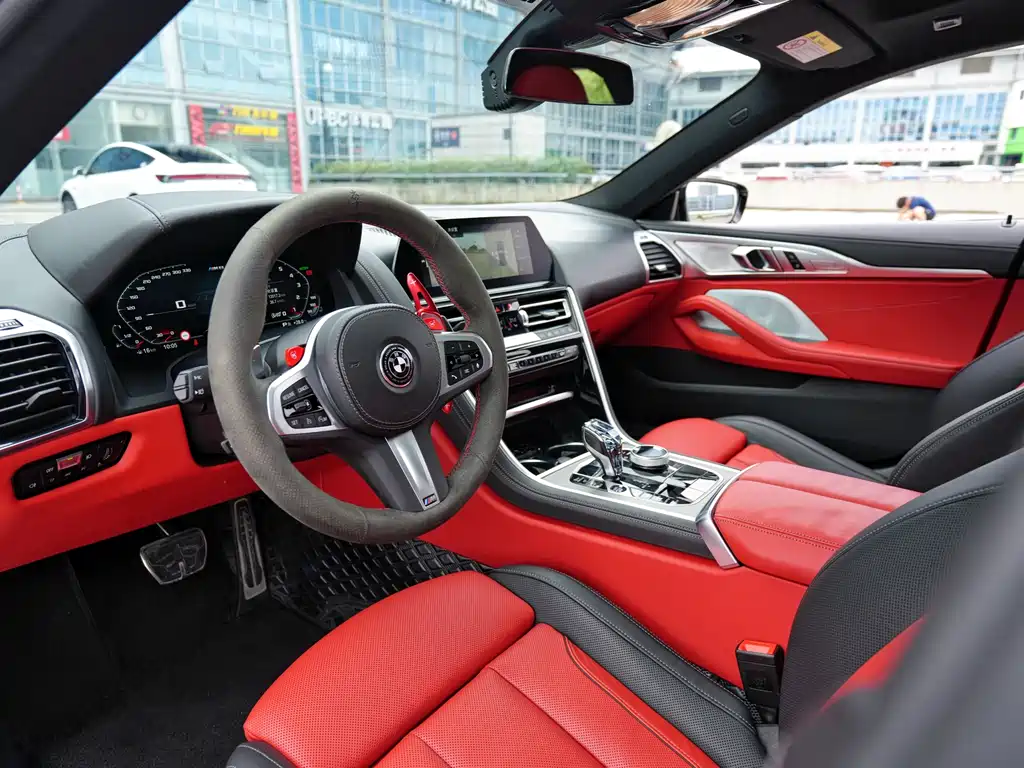 BMW 8 Series 2023