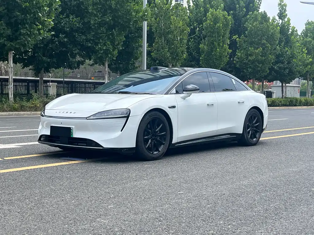 Luxeed Zhijie S7 2024