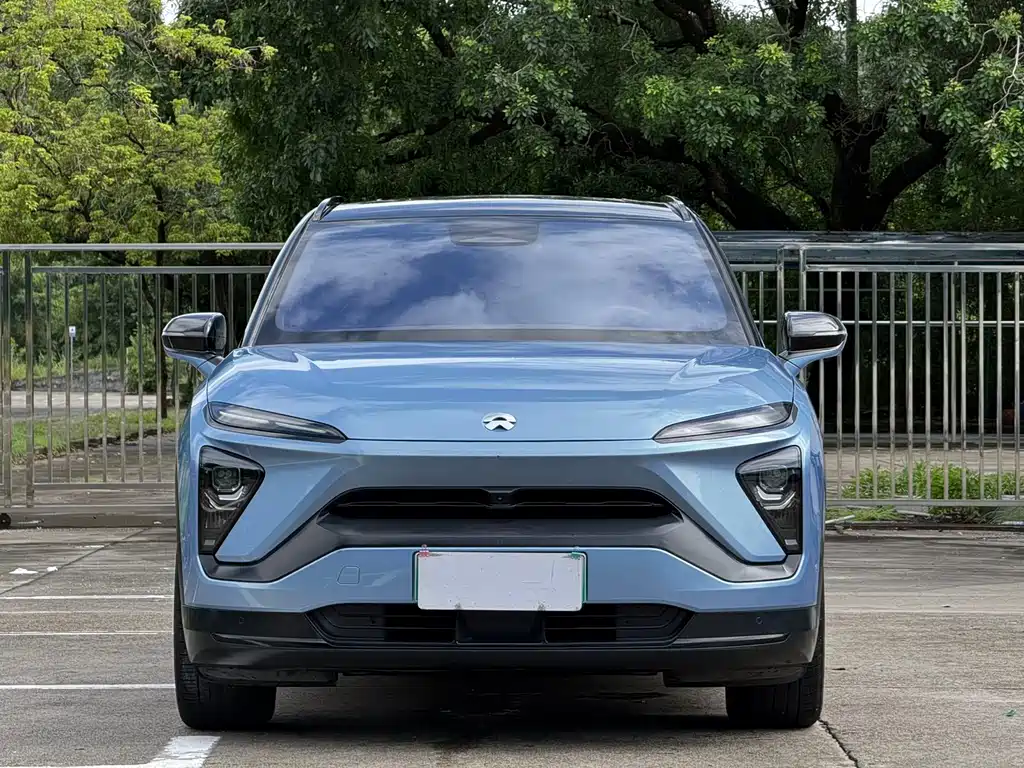 NIO ES6 2020