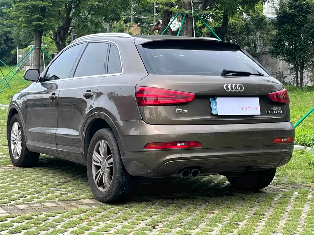 Audi Q3 2016 — фото 7