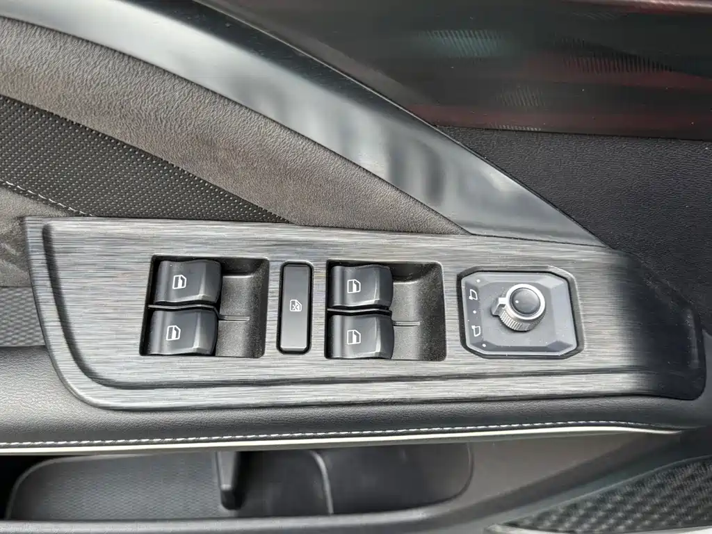 Haval H6 2023 — фото 17