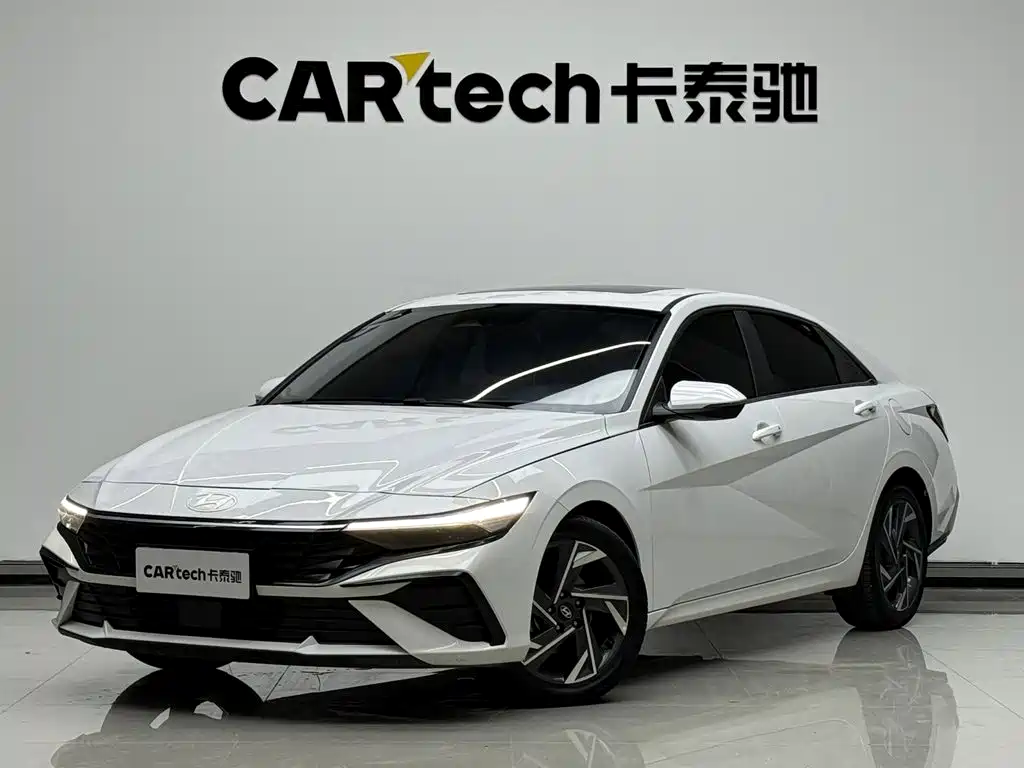 Hyundai Elantra 2025