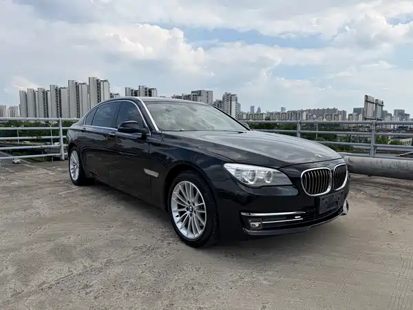 BMW 7 Series 2015