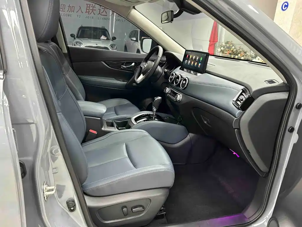Nissan X-Trail 2025 — фото 14