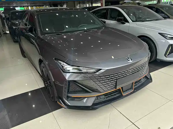 Changan UNI-V 2022