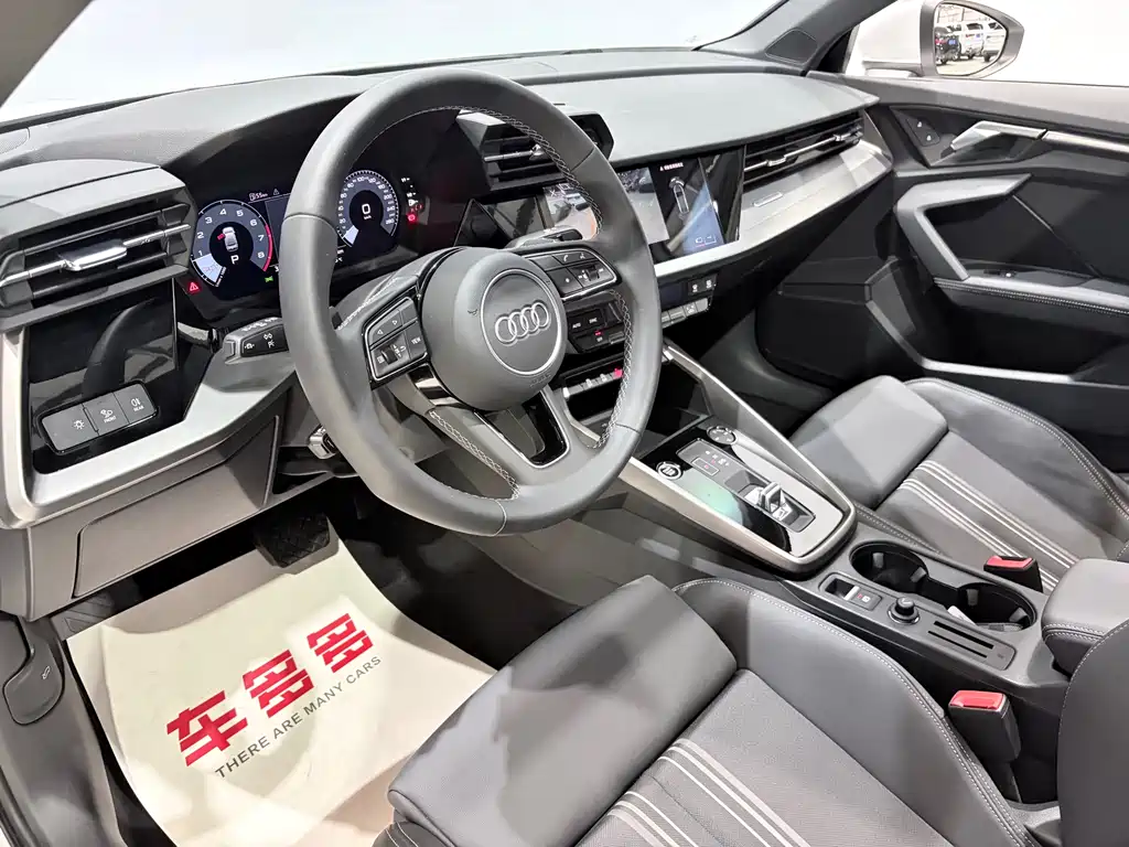 Audi A3 2023 — фото 16