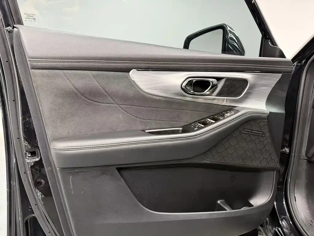GAC Motor Trumpchi GS8 2023 — фото 14