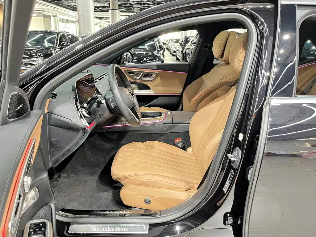 Mercedes-Benz E-Class 2025