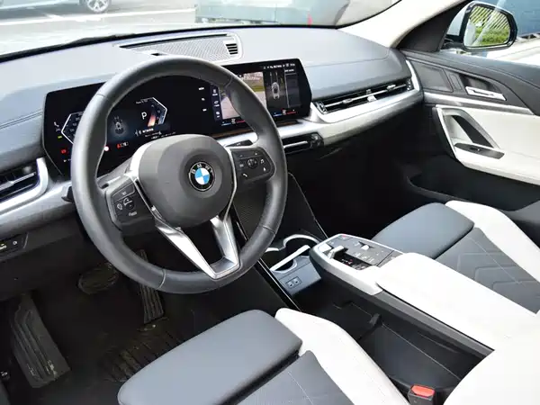 BMW X2 2025
