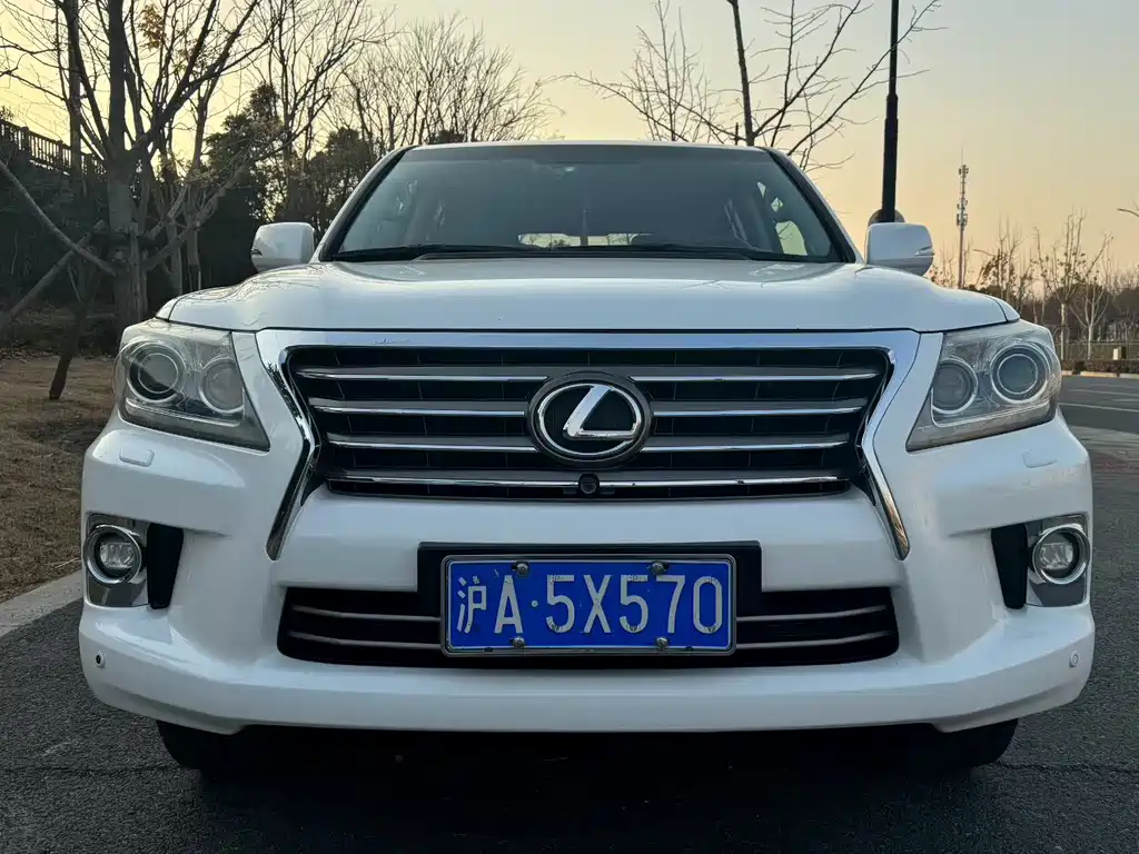Lexus LX 2014 — фото 3