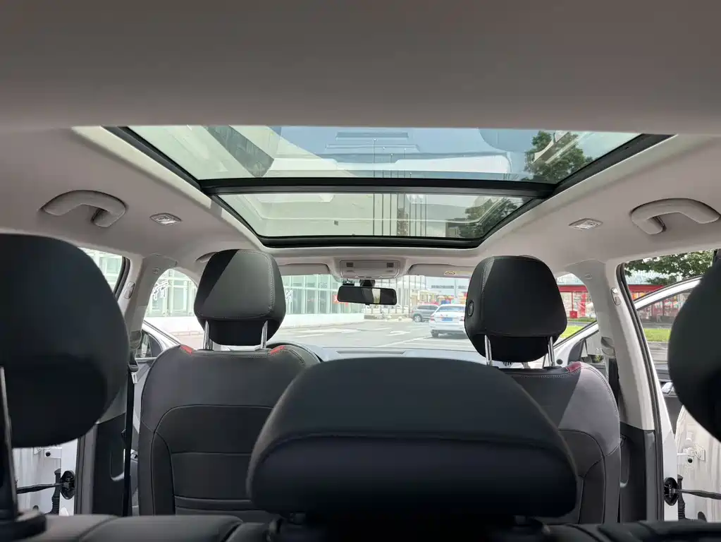 Skoda Karoq 2022 — фото 11