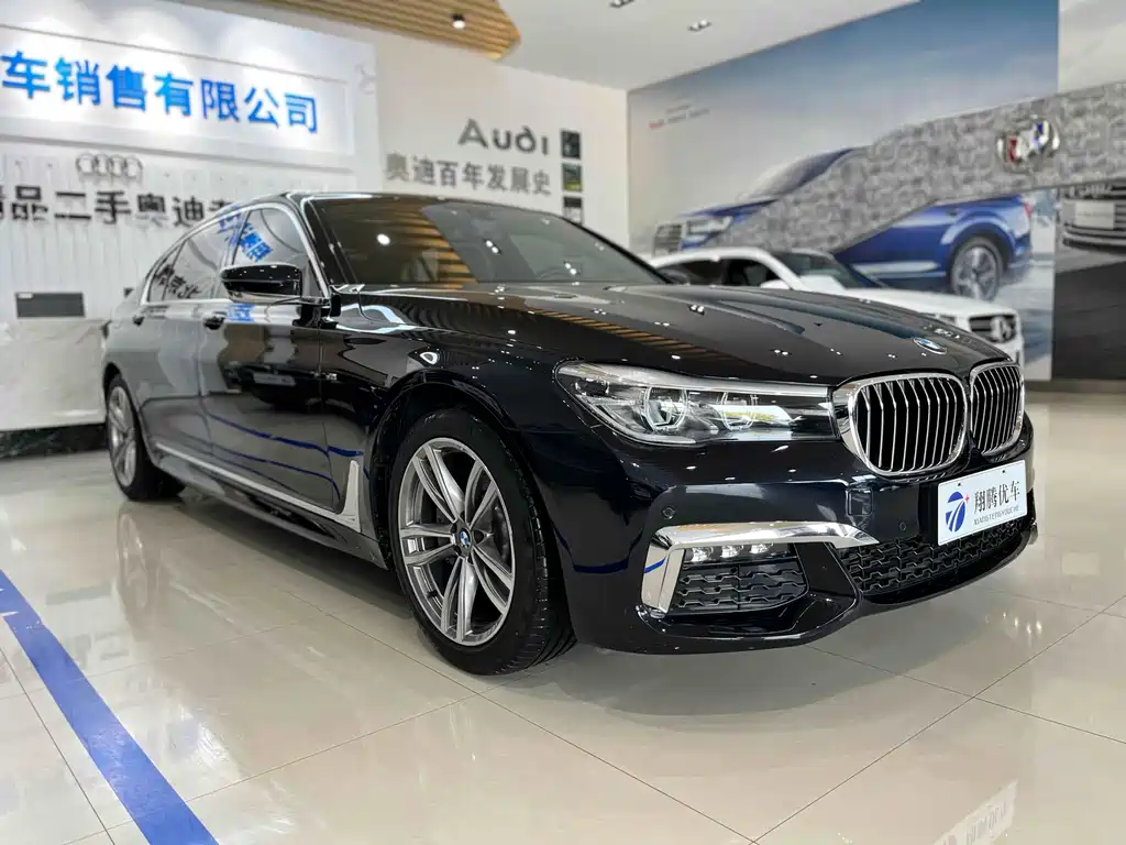 BMW 7 Series 2018 — фото 3