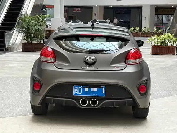 Hyundai Veloster 2015
