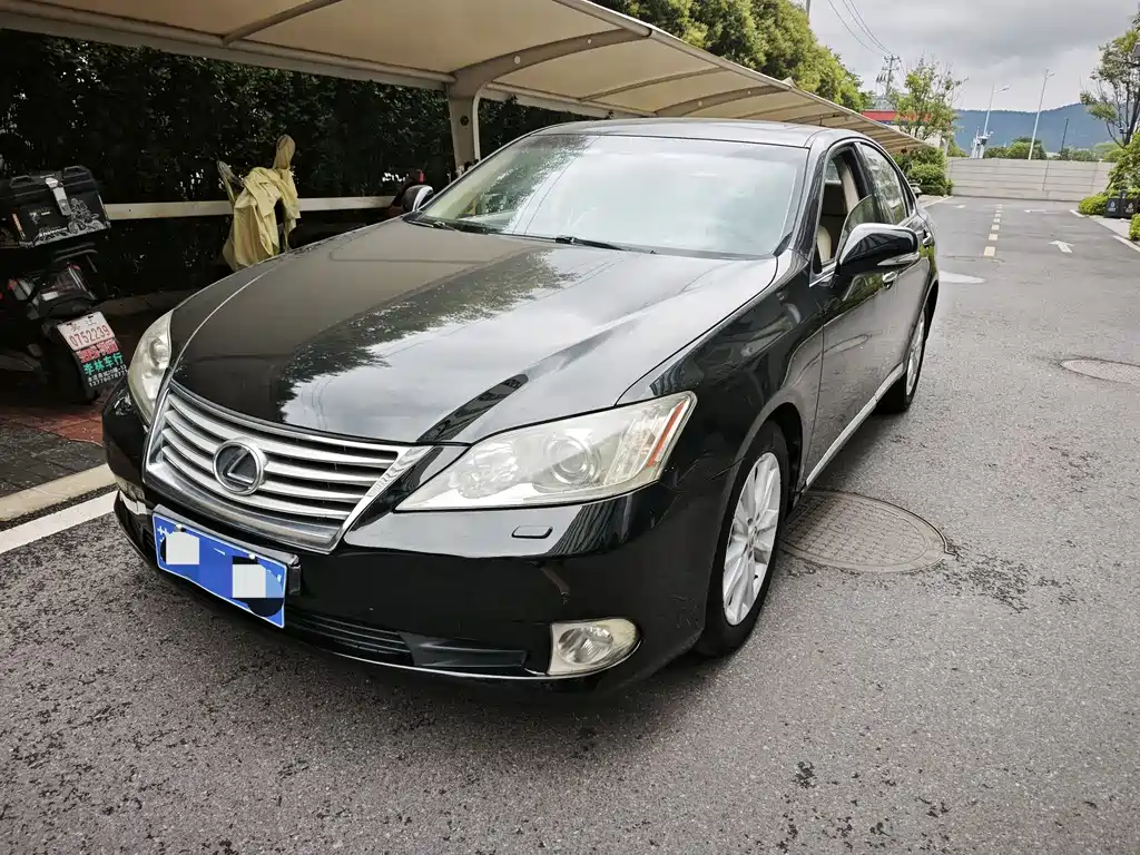 Lexus ES 2011