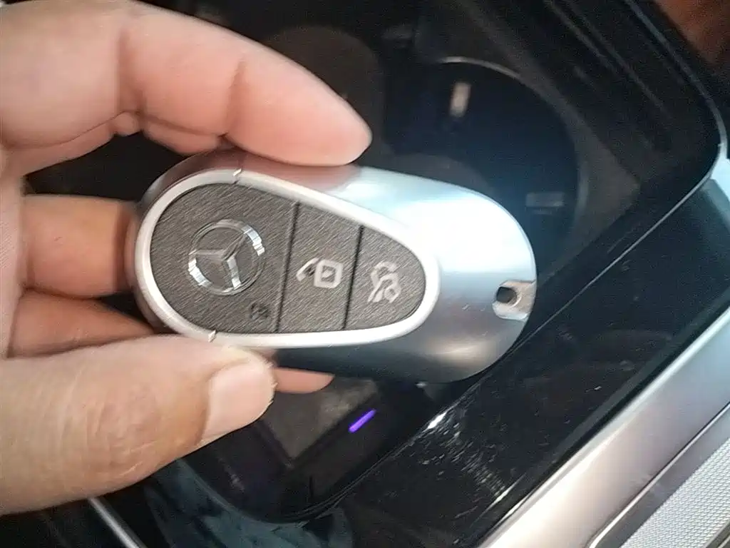 Mercedes-Benz C-Class 2022 — фото 9