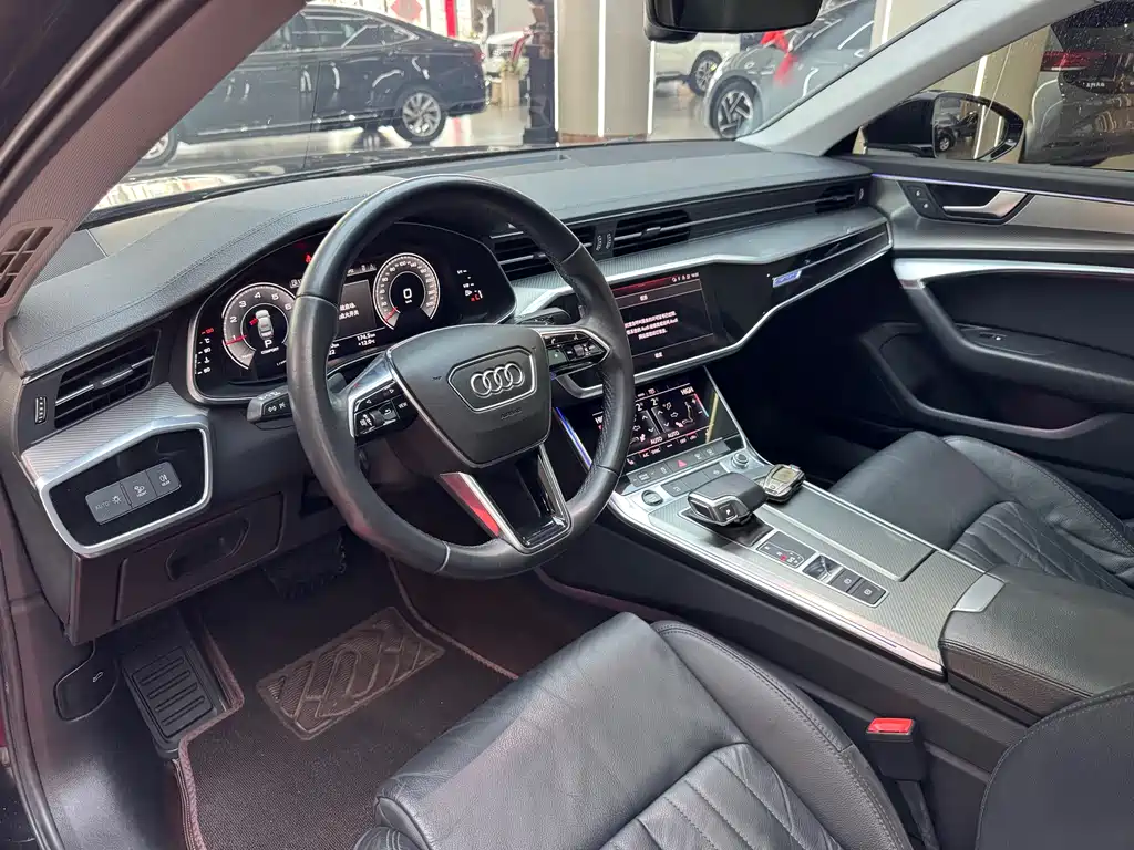 Audi A6L 2021 — фото 24