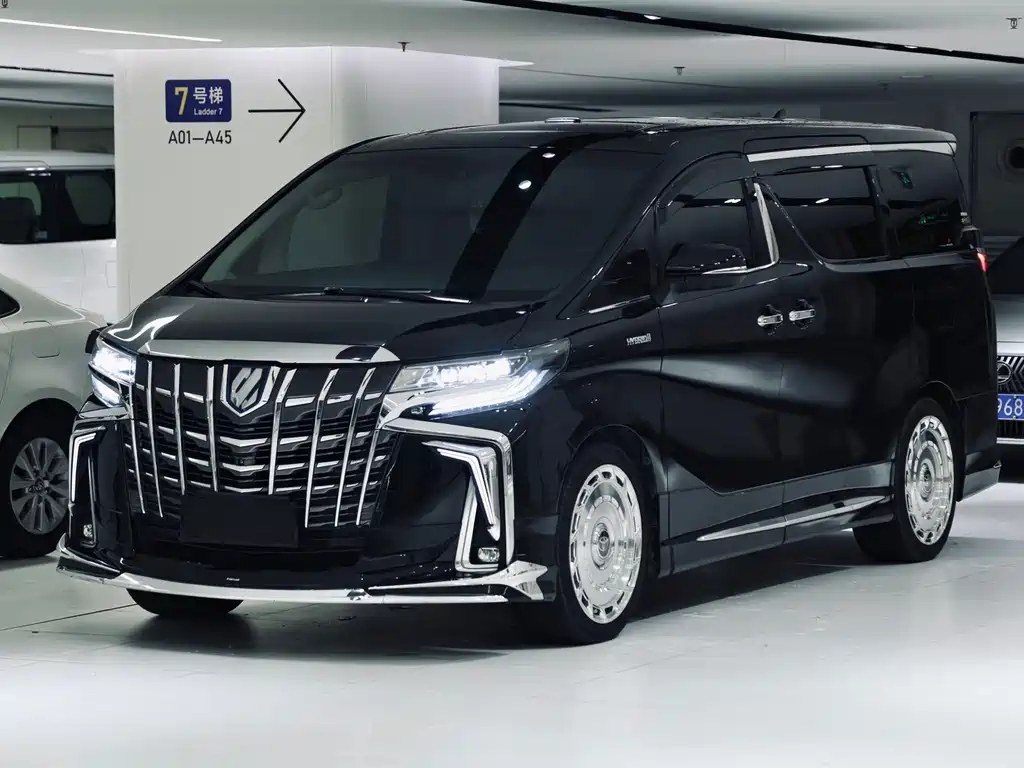 Toyota Alphard 2021 — фото 1