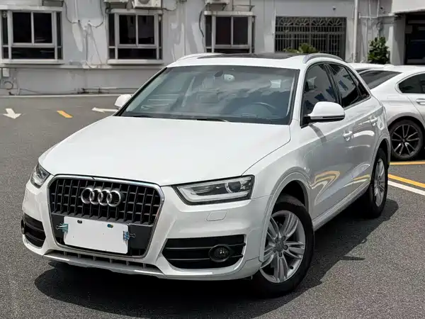 Audi Q3 2014