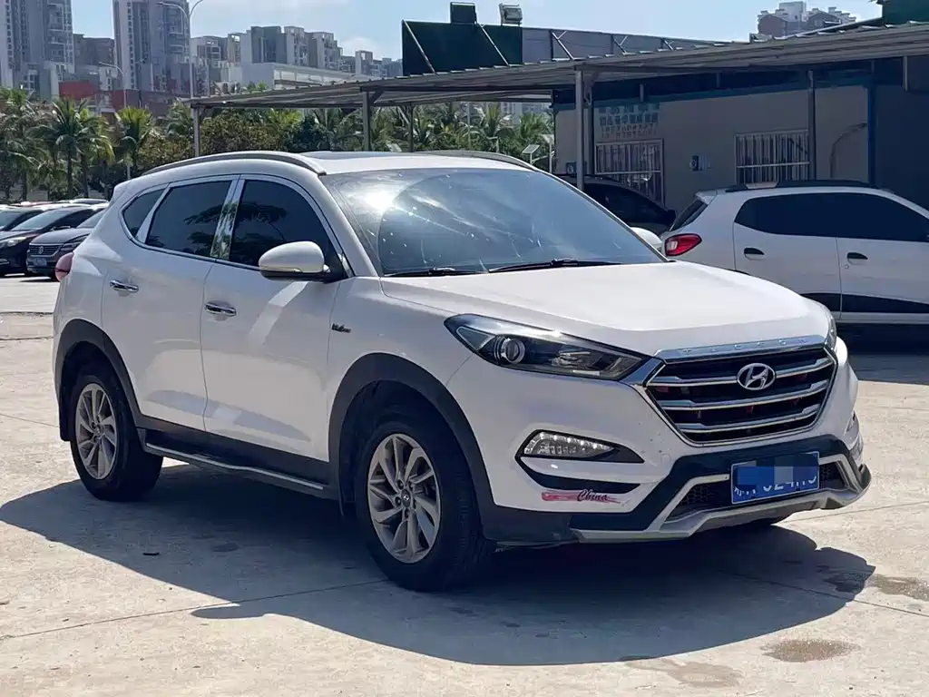 Hyundai Tucson 2016 — фото 2