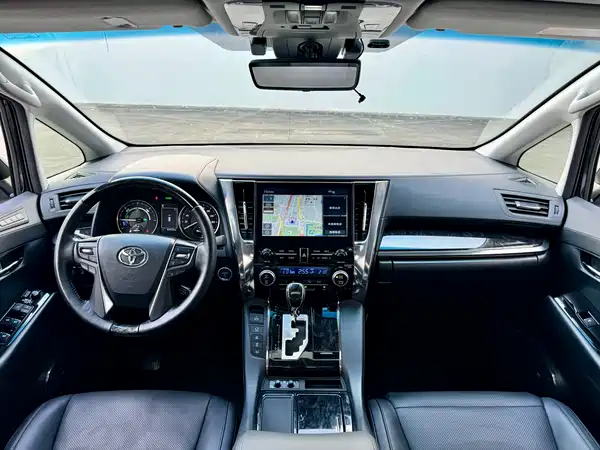 Toyota Vellfire 2021