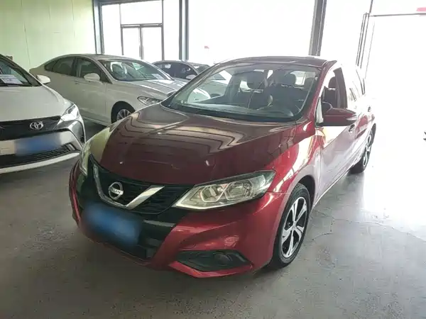 Nissan Tiida 2016