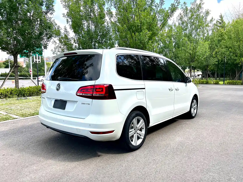 Volkswagen Sharan 2019 — фото 5