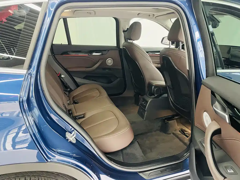 BMW X1 2022 — фото 13